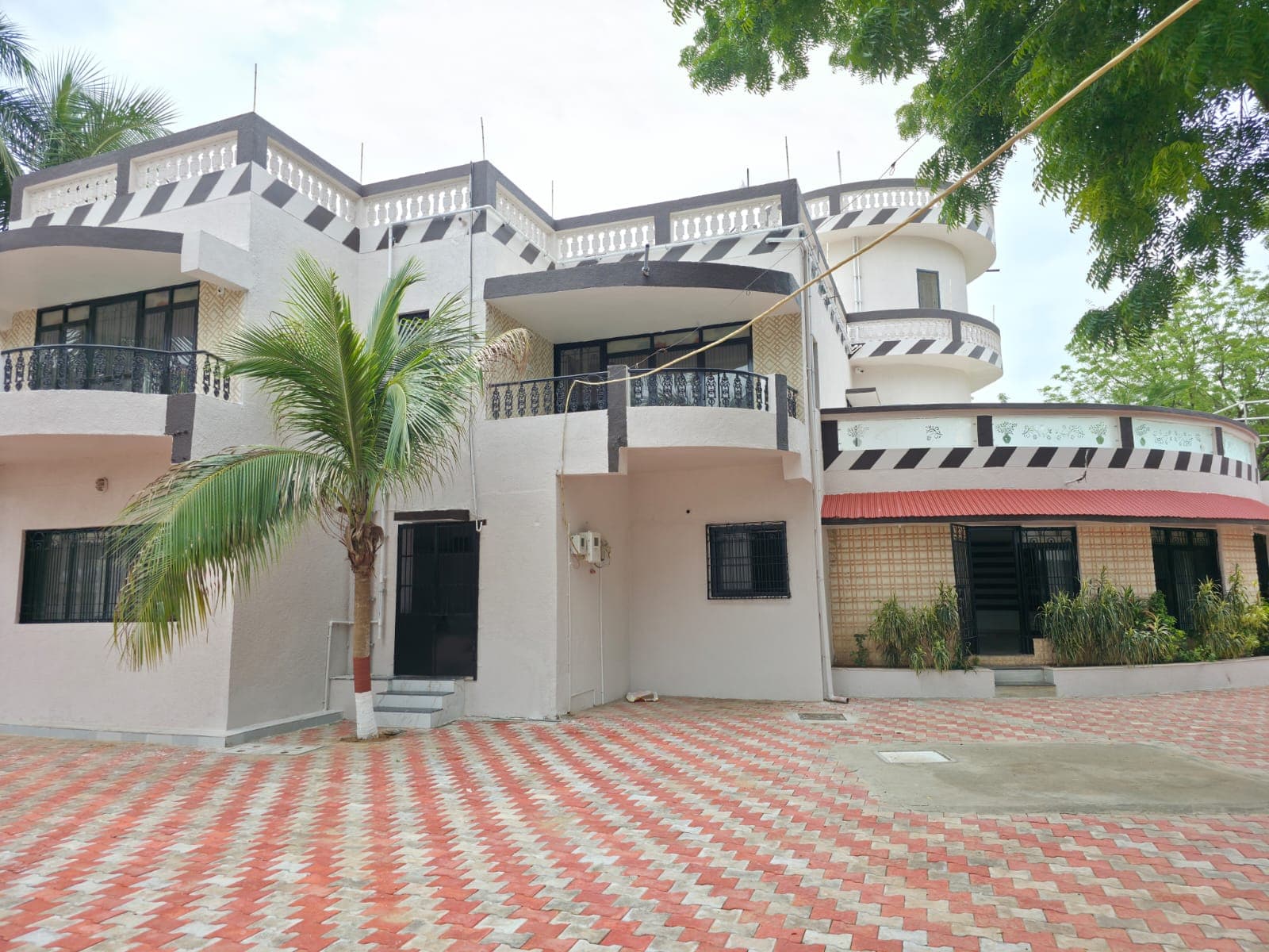 Shree Krishna Resort